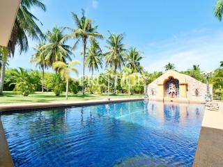 Private Pool Villa – 5 bed 8 bath in Huay Yai / Phoenix PP9762