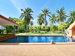 Private Pool Villa – 5 bed 8 bath in Huay Yai / Phoenix PP9762