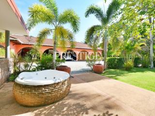 Private Pool Villa – 5 bed 8 bath in Huay Yai / Phoenix PP9762