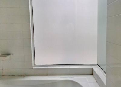 1 Bed 1 Bath 36.13 SQ.M Ideo Sathorn - Taksin