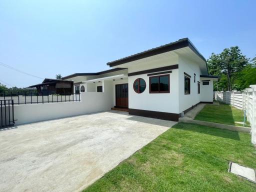 House for Sale 1.89 mb. #Twin houses 52 sqw. #Thawangtan #Saraphi Near #BigC #MaeHia