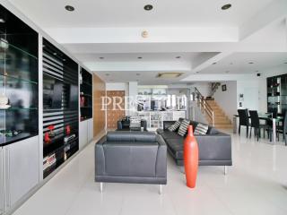 Jomtien Plaza Condotel – 3 bed 4 bath in Jomtien PP9688