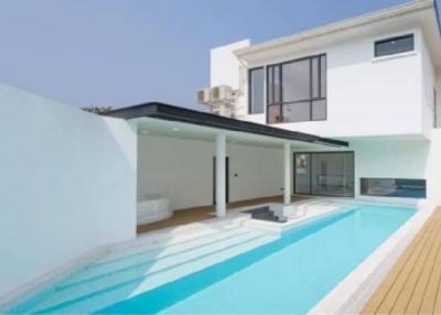 ขาย Pool villa Modern style ใกล้ พืชสวนโลก ไนท์ซาฟารี เชียงใหม่ 3ห้องนอน 4ห้องน้ำ 2จอด