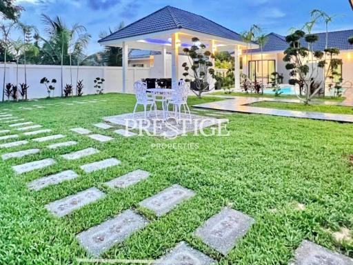 Private Pool Villa for sale – 6 bed 8 bath in East Pattaya PP9578