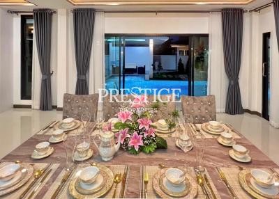 Private Pool Villa for sale – 6 bed 8 bath in East Pattaya PP9578