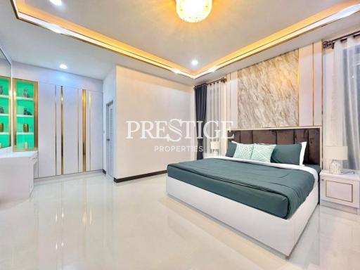 Private Pool Villa for sale – 6 bed 8 bath in East Pattaya PP9578