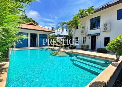 Little Hill Village – 3 bed 3 bath in East Pattaya PP9572