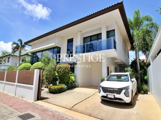 Little Hill Village – 3 bed 3 bath in East Pattaya PP9572