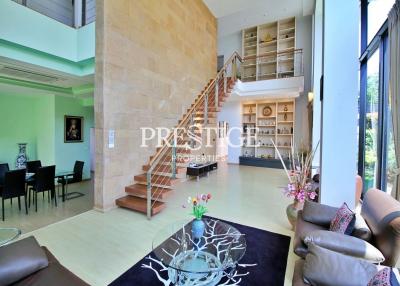 Little Hill Village – 3 bed 3 bath in East Pattaya PP9572