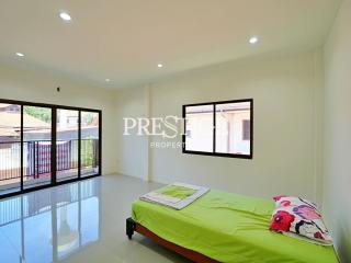 Ekmongkol 4(Upper Zone) – 5 bed 3 bath in East Pattaya PP9576