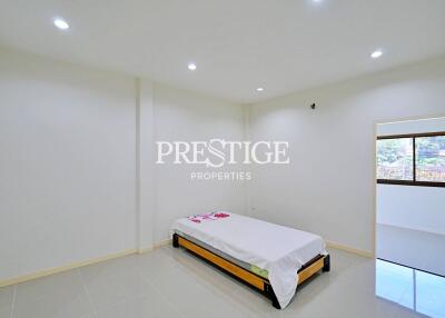 Ekmongkol 4(Upper Zone) – 5 bed 3 bath in East Pattaya PP9576
