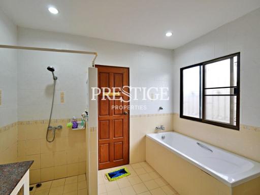 Private House – 4 bed 4 bath in Huay Yai / Phoenix PP9569