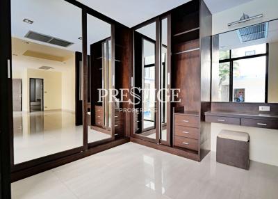 Private House – 9 bed 13 bath in East Pattaya PP9519