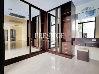 Private House – 9 bed 13 bath in East Pattaya PP9519