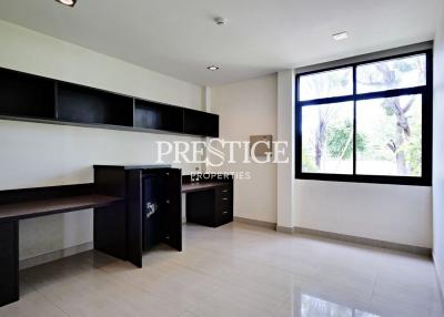 Private House – 9 bed 13 bath in East Pattaya PP9519