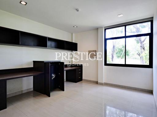 Private House – 9 bed 13 bath in East Pattaya PP9519