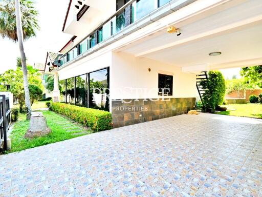 Baan Dusit Pattaya – 4 bed 5 bath in Na-Jomtien PP9529