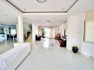 Baan Dusit Pattaya – 4 bed 5 bath in Na-Jomtien PP9529