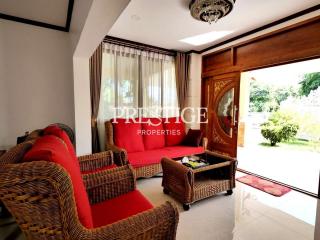 Private House – 4 bed 5 bath in Na-Jomtien PP9497