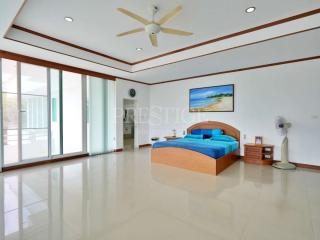 El Grande – 3 bed 3 bath in East Pattaya PP9470