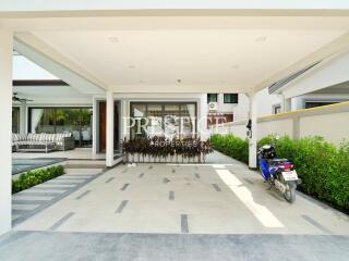 Zensiri Midtown Villas – 4 bed 5 bath in Central Pattaya PP9457