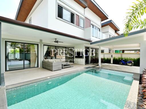 Zensiri Midtown Villas – 4 bed 5 bath in Central Pattaya PP9457