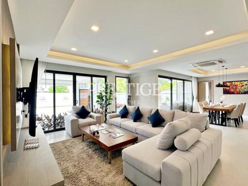 Zensiri Midtown Villas – 4 bed 5 bath in Central Pattaya PP9457