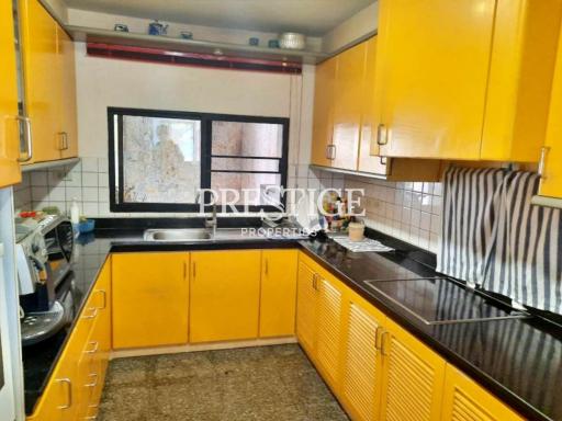 Baan Rimpha Condo – 3 bed 3 bath House in Naklua PP9452