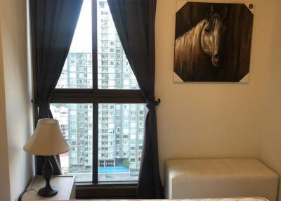 1 Bed 1 Bath 35.5 SQ.M Ideo Sathorn - Taksin