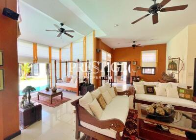 Baan Anda – 4 bed 5 bath in East Pattaya PP9421