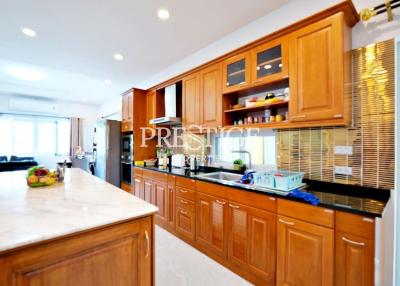 Private House – 5 bed 5 bath in Na-Jomtien PP9406