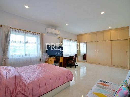 Private House – 5 bed 5 bath in Na-Jomtien PP9406