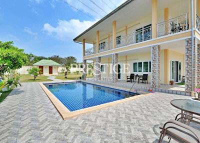 Private House – 5 bed 5 bath in Na-Jomtien PP9406