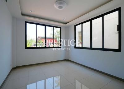 4 bed 4 bath in Huay Yai / Phoenix PP9391