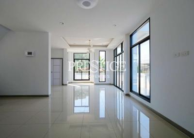 4 bed 4 bath in Huay Yai / Phoenix PP9391