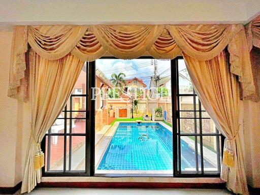 Central Park 5 – 5 Bed 4 Bath in East Pattaya PC9375