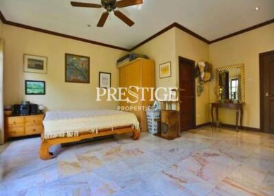 Private House – 3 Bed 4 Bath in Huay Yai / Phoenix  PC9353