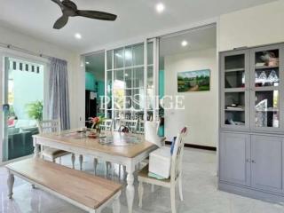 Suetrong Grand Ville Bangsaray – 5 Bed 3 Bath in Bang Saray for 13,600,000 THB PC9342