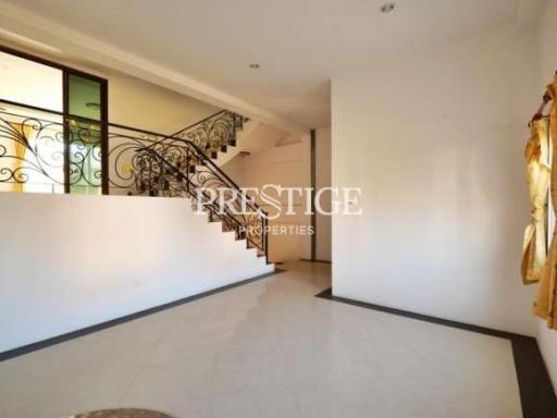 Private Townhouse – 3 Bed 4 Bath in Central Pattaya for 7,500,000 THB PC9333