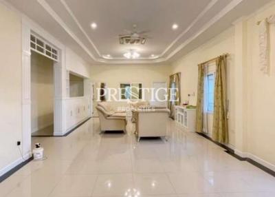 Private House – 15 Bed 12 Bath in Huay Yai / Phoenix for 62,000,000 THB PC9284