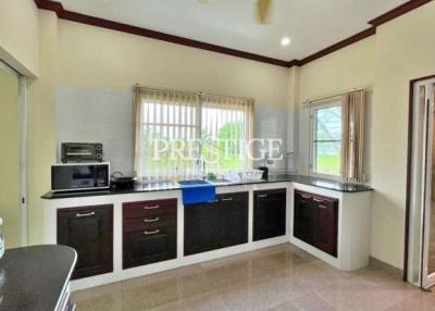 Private House – 15 Bed 12 Bath in Huay Yai / Phoenix for 62,000,000 THB PC9284