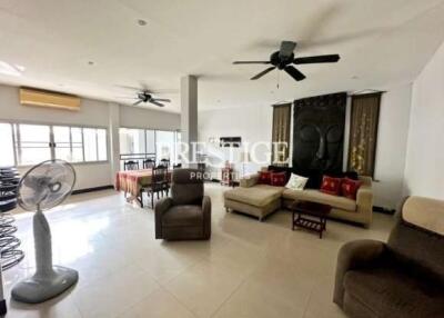 Townhome for sale in South Pattaya – 5 Bed 4 Bath in South Pattaya for 10,000,000 THB PC9260