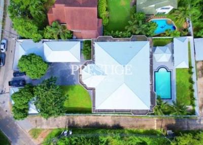 Private House – 10 Bed 10 Bath in East Pattaya PC9185