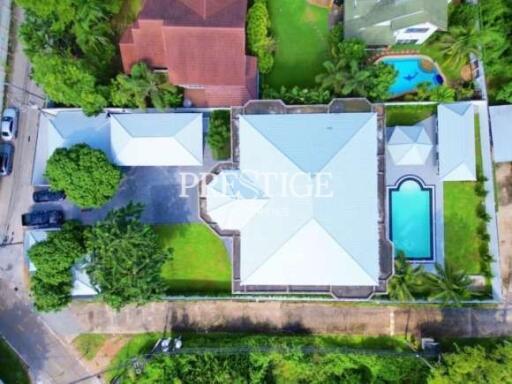 Private House – 10 Bed 10 Bath in East Pattaya PC9185