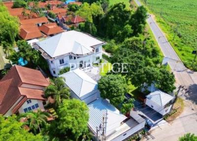 Private House – 10 Bed 10 Bath in East Pattaya PC9185