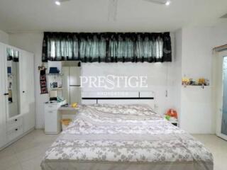 Executive Residence 4 – 3 Bed 3 Bath in Pratamnak for 6,900,000 THB PC9166