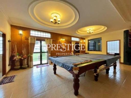 Private House – 6 Bed 8 Bath in East Pattaya for 20,000,000 THB PC9135