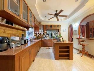 Private House – 6 Bed 8 Bath in East Pattaya for 20,000,000 THB PC9135