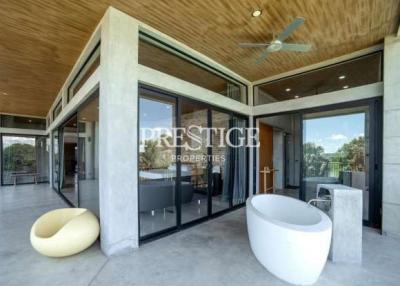 Private House – 9 Bed 9 Bath in East Pattaya for 64,950,000 THB PC9131