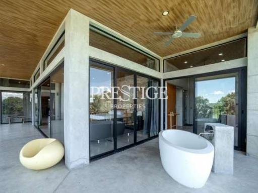 Private House – 9 Bed 9 Bath in East Pattaya for 64,950,000 THB PC9131